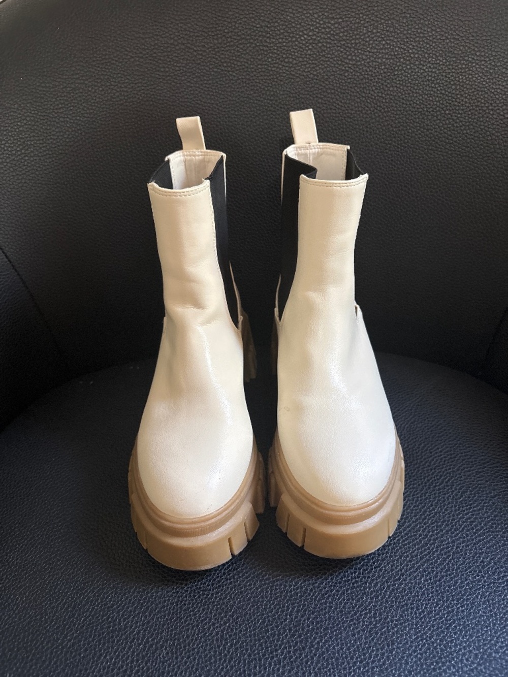 Chinese Laundry white boots